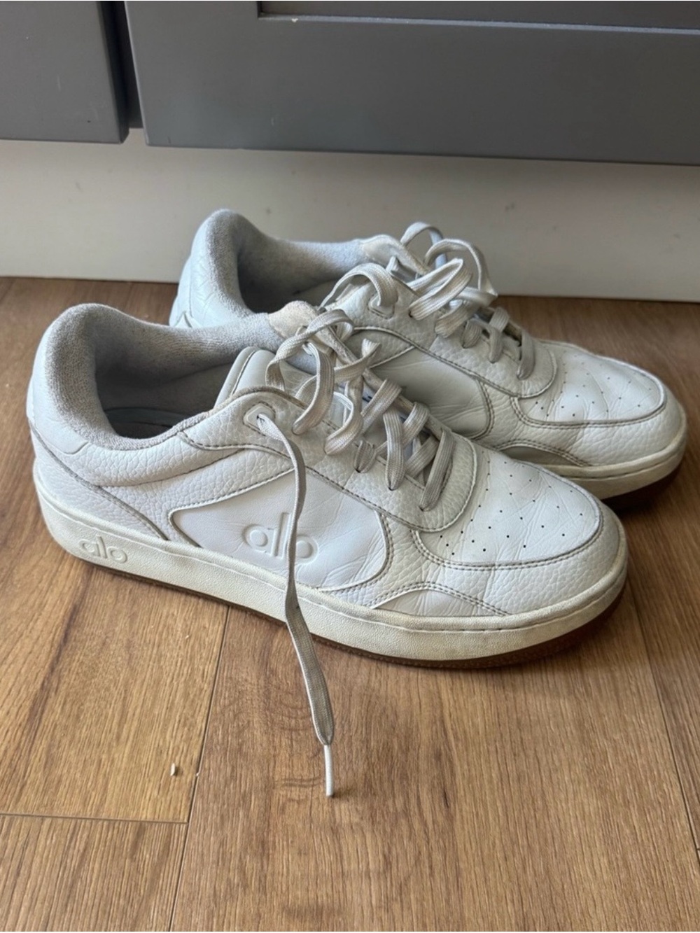 ALO Yoga White Leather Sneakers